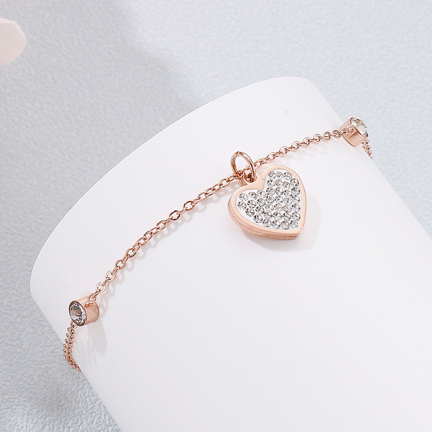 Inlaid Rhinestone Titanium Steel Heart Bracelet