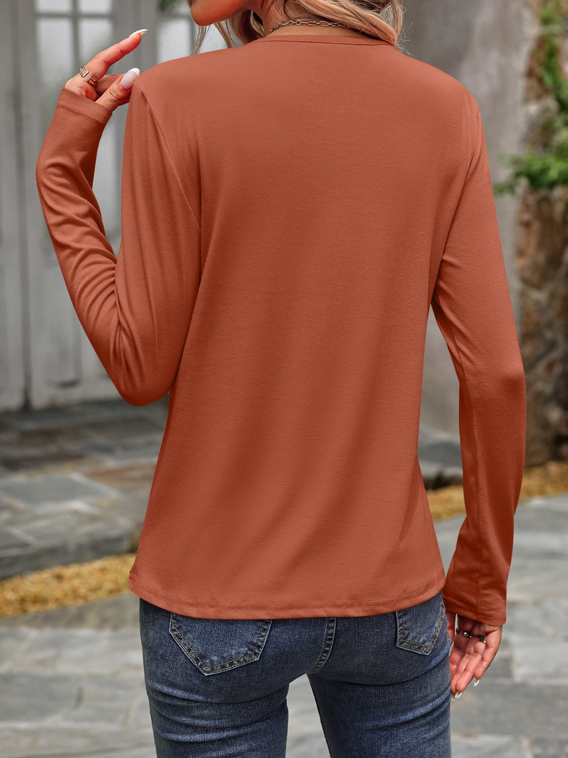 Round Neck Long Sleeve T-Shirt